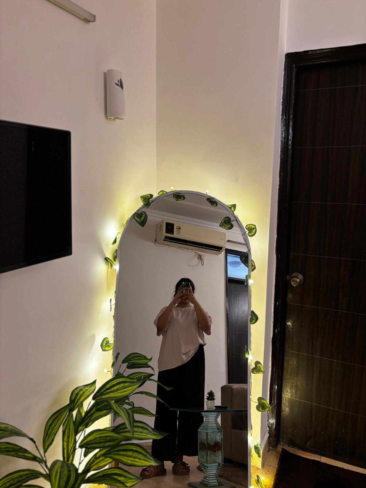Cozy Haven - Stay Near Expo Greater Noida Zewnętrze zdjęcie